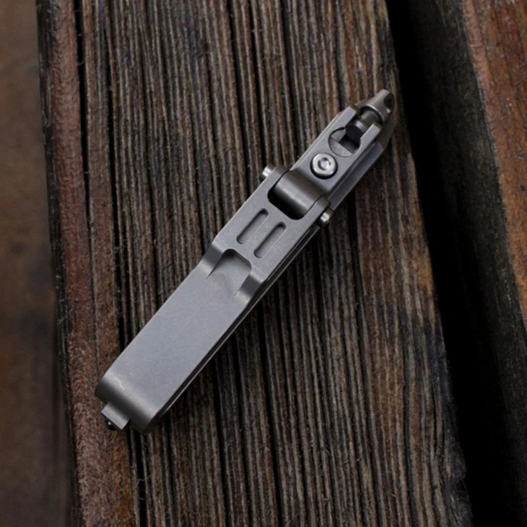 Babotoys K-Smart 3.0 Keychain: Multifunctional Keychain
