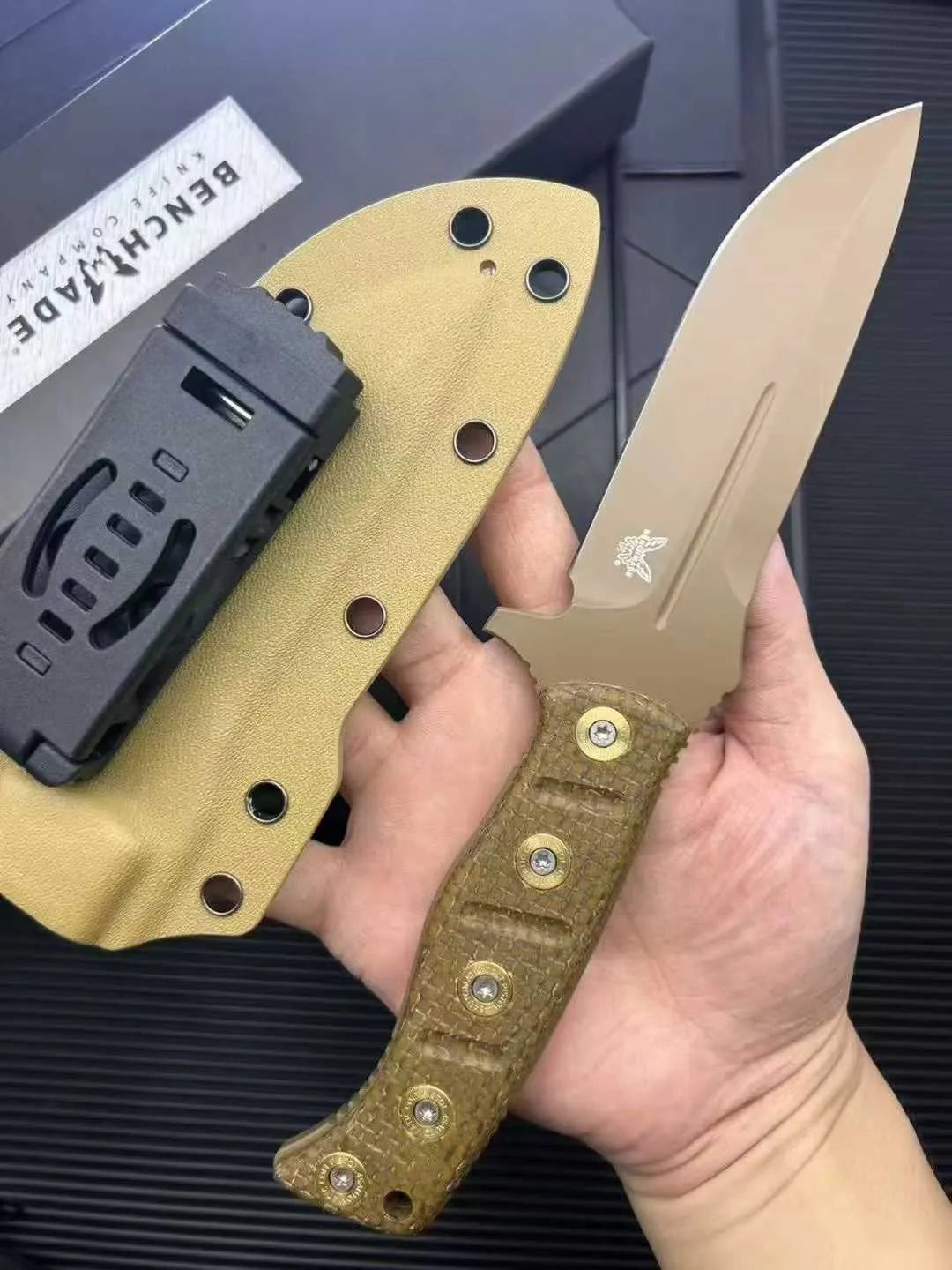Benchmade 375