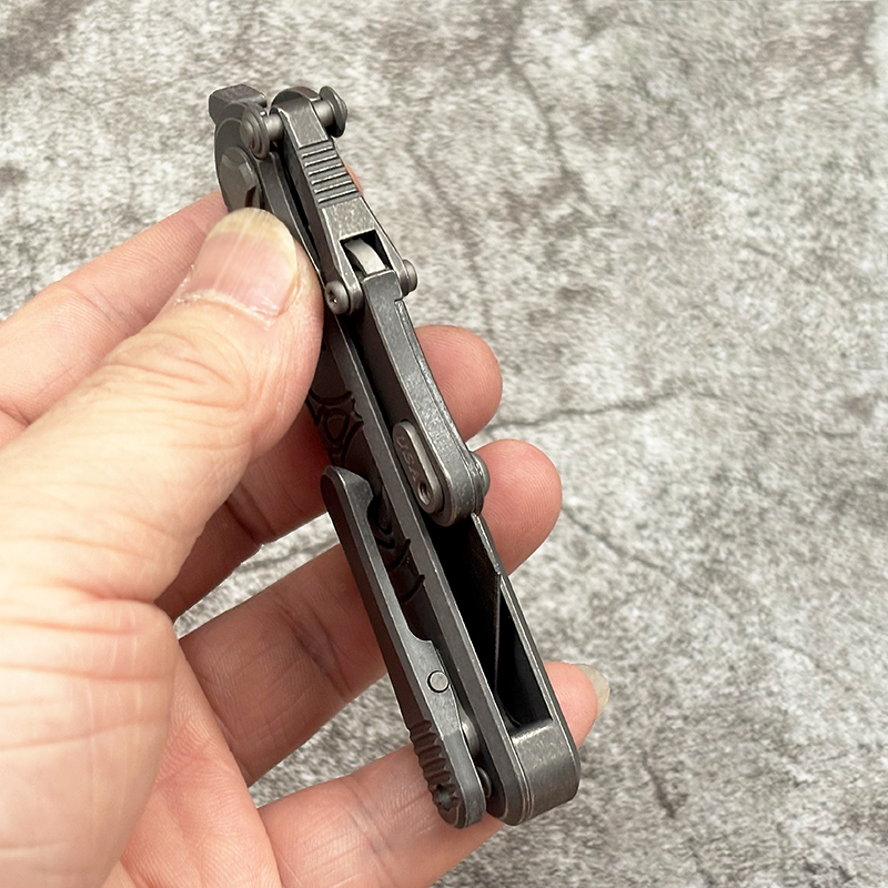 Titanium Eagle Claw Knife