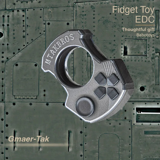 Gamer-Tak knuckle duster