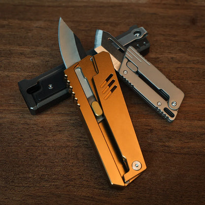 Babotoys Gravity-Assisted Knife Set