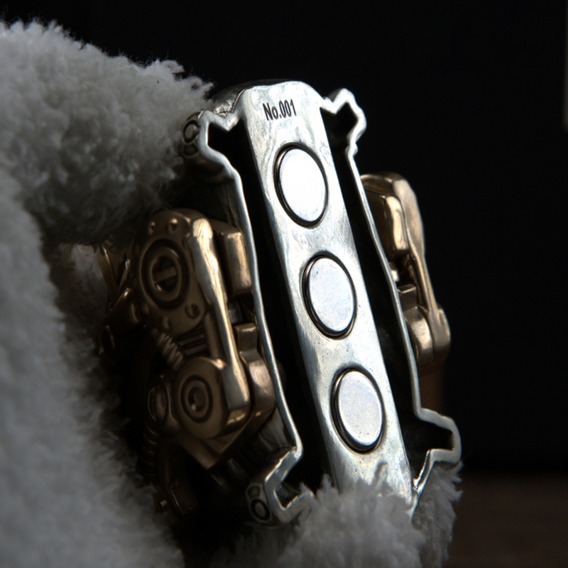 EDC Toy, Fidget Toy, Desk Toy, Collectible, Magnetic Toy, Stress Relief Gadget, Gorilla Push-Plate